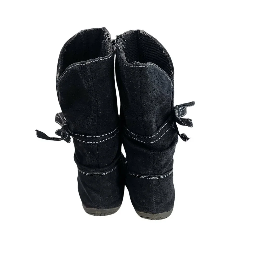 Kids Black Suede Slouch Boots with‎ White Stitching Bow Detail Side Zip Size 8